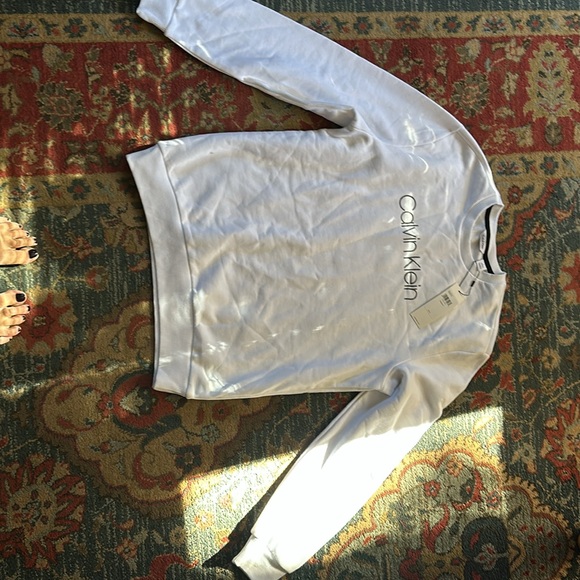 Calvin Klein white crewneck sweatshirt -NWT - Picture 4 of 5